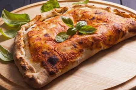 Pizza Calzone Pizza Calzone