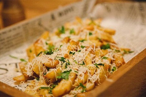 Cartofi cu Parmezan,Usturoi și Pătrunjel