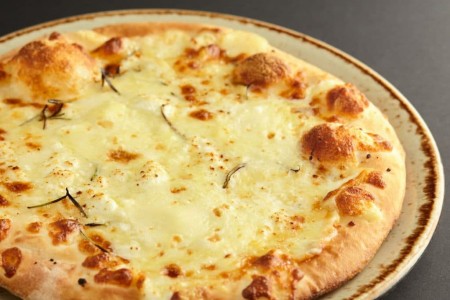 Focaccia cu Mozzarella Focaccia cu Mozzarella