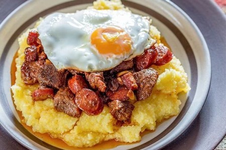 Tochitură Tradițională